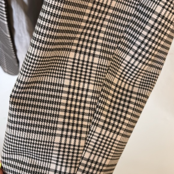 H&M - Picture 6 of 6